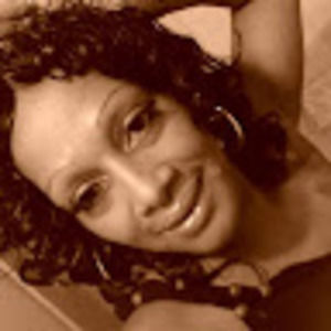 Meet your Posher, Desiree